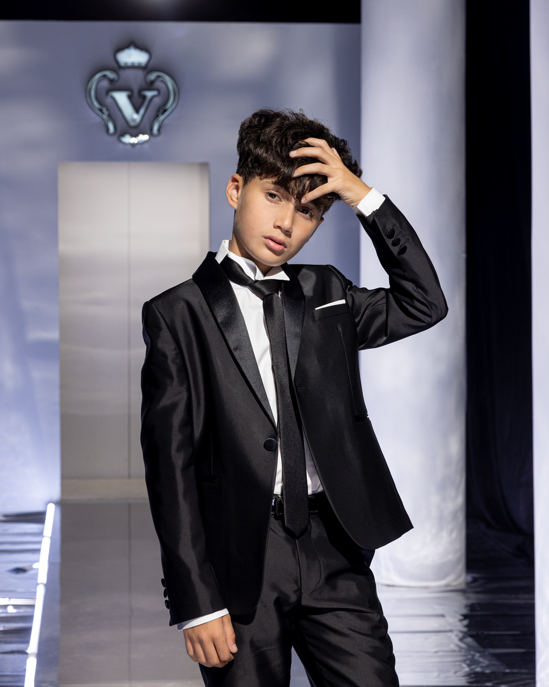 Shiny Lapel Formal Suit Set