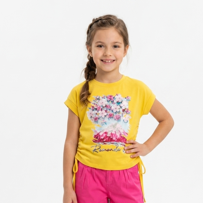 Blossom Mountain Graphic Cuffed-Sleeve Tee