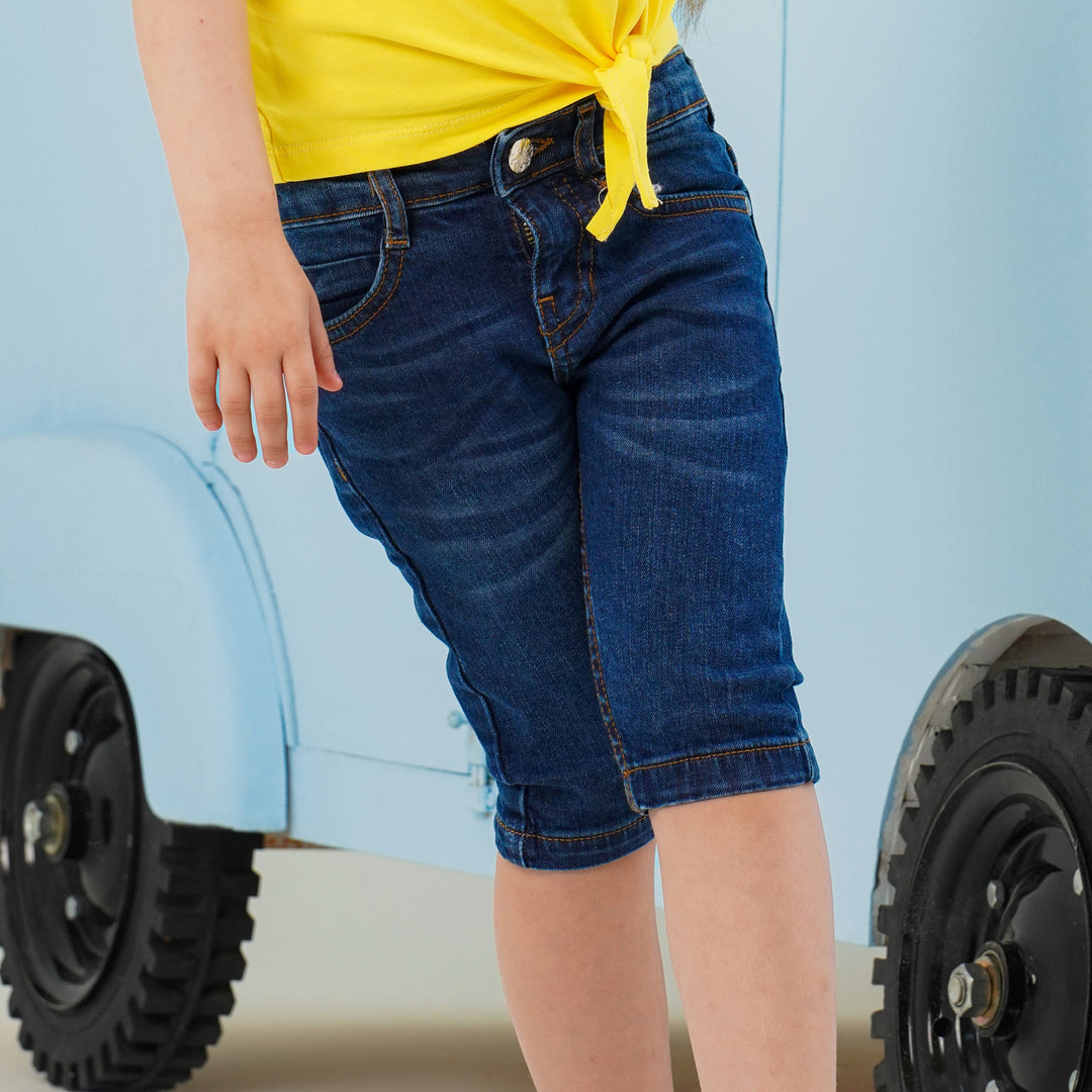 Girls' Classic Medium-Wash Denim Capri Pants