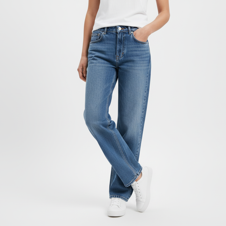 Relaxed Straight Leg Jeans