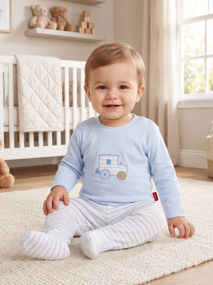 The "Little Traveler" Set
