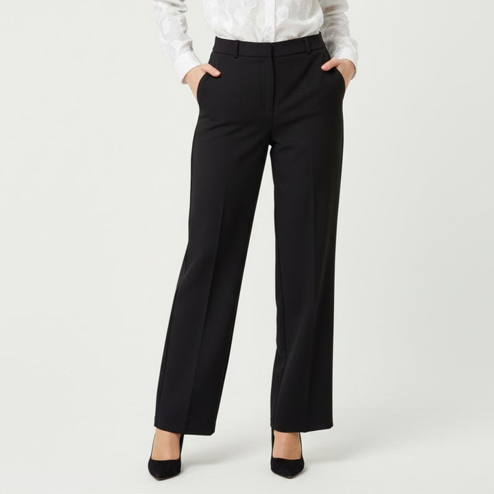 The Essential Work-to-Weekend Pant