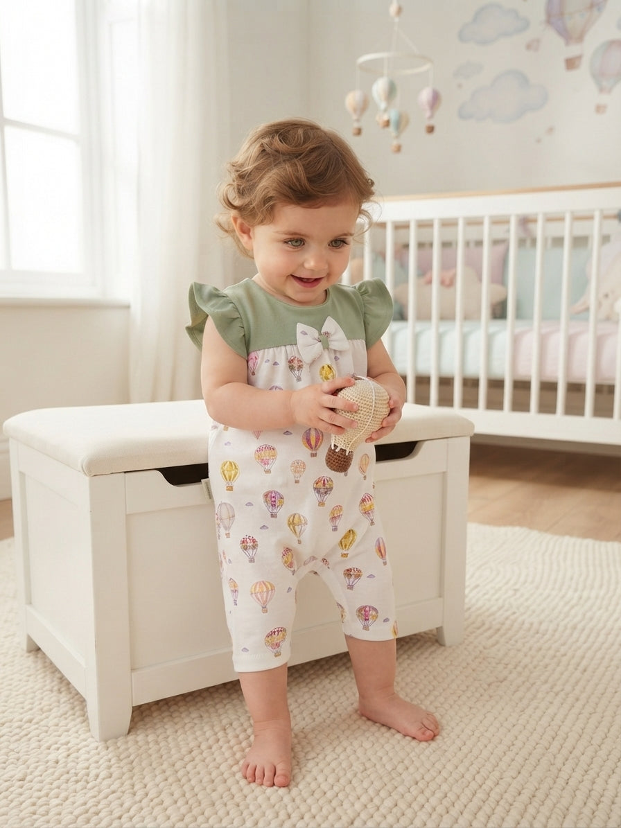 Baby Girl Flutter Sleeve Hot Air Balloon Print Romper with Bow Accent