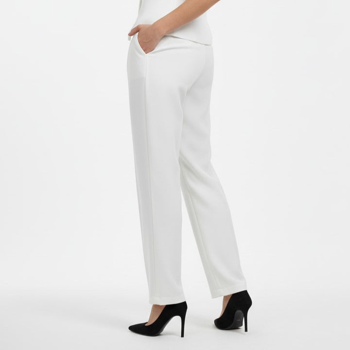 The Essential Work-to-Weekend Pant