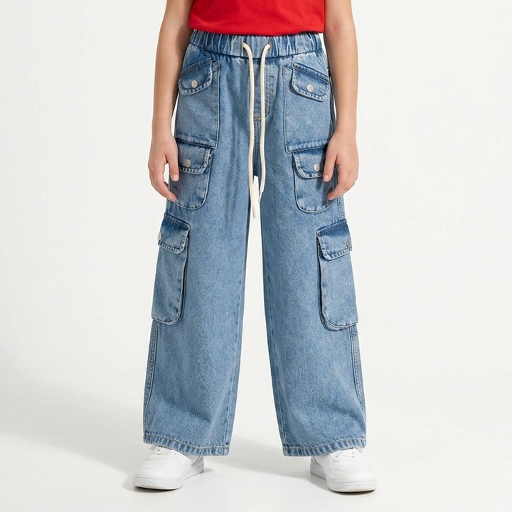 Retro Wide-Leg Cargo Jeans