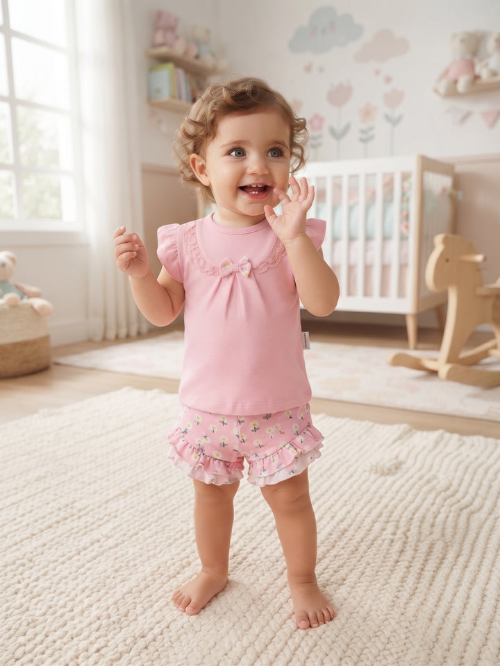 Flutter Sleeve Lace Accent Top with Ruffled Daisy Print Short Set