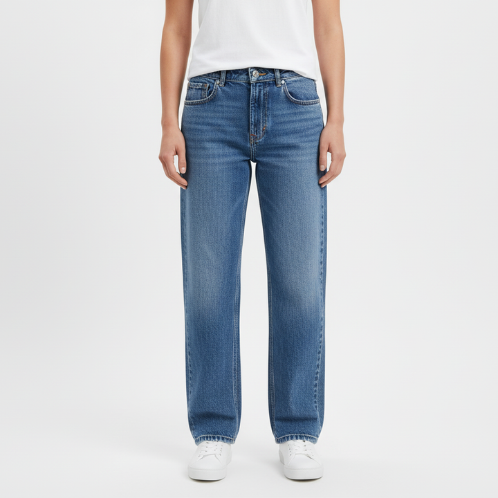 Relaxed Straight Leg Jeans