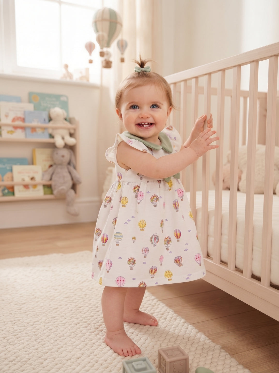 Flutter Sleeve Hot Air Balloon Print Baby A-Line Dress with Bow Accent