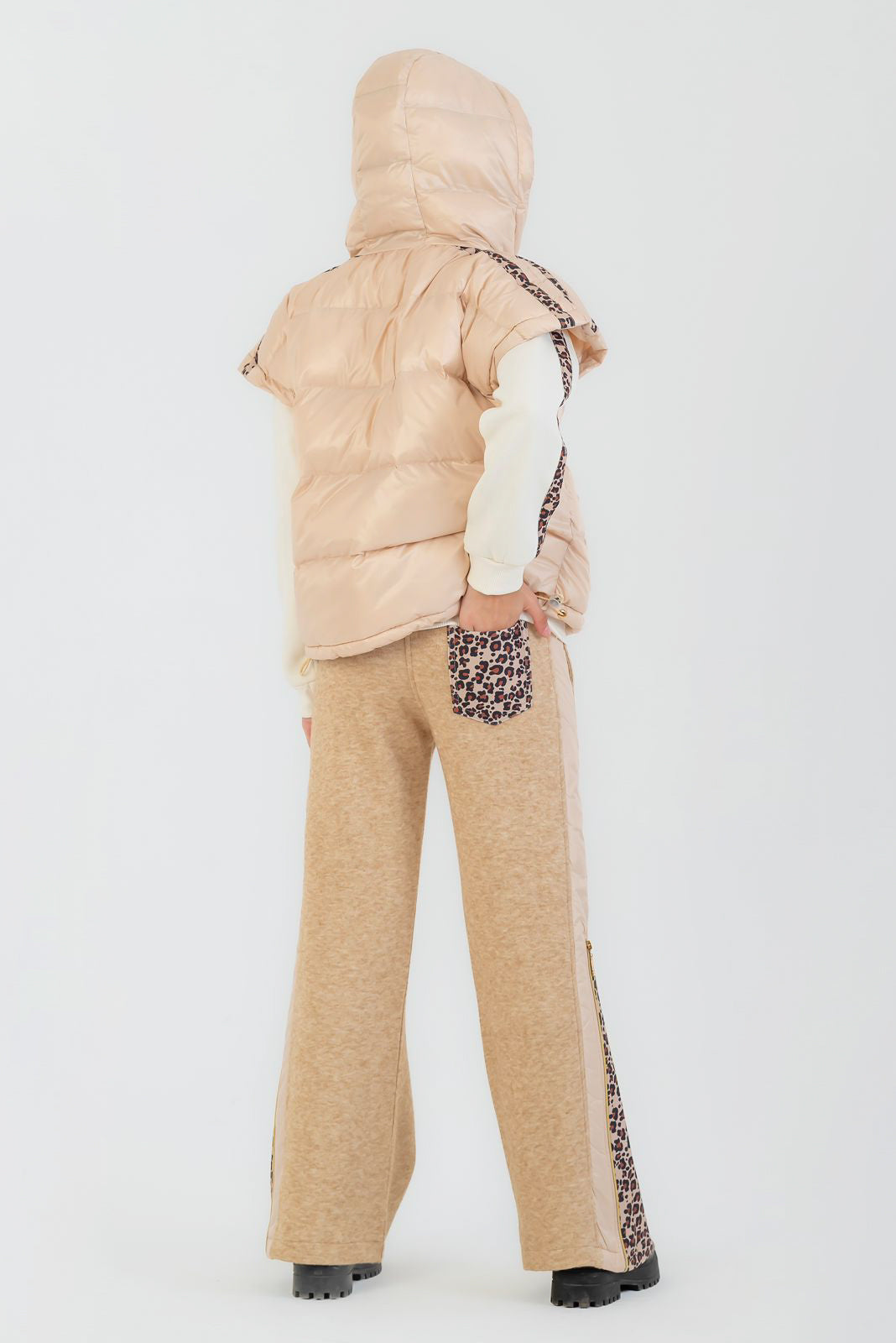 Cozy Leopard Trim Set