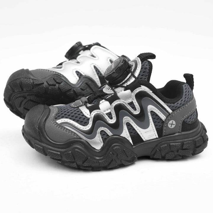 Wave-Rider Pro Sneakers